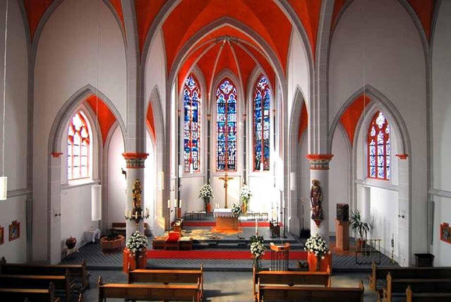 St. Barbara innen